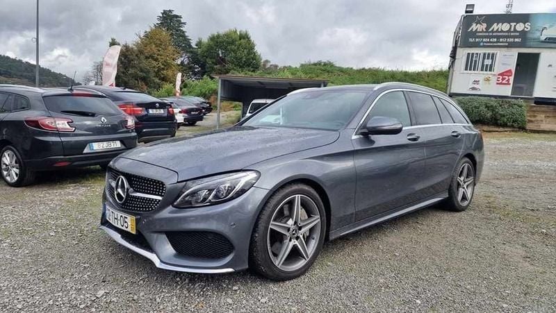 Cinzento Usado 2017 Mercedes C300 Carrinha | € 28.500 - Imagem 1/4
