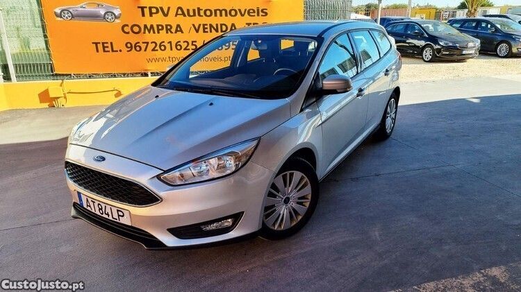 Cinza Usado 2017 Ford Focus Titanium Carrinha | € 13.950 (Preço justo) - Imagem 1/1