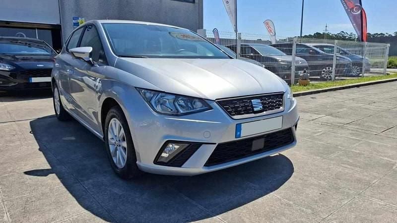 Cinzento Usado 2021 Seat Ibiza Citadino | € 13.500 (Preço justo) - Imagem 1/4
