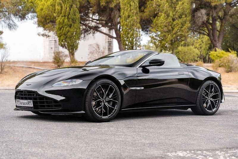 Preto Usado 2022 Aston Martin Vantage Coupé | € 177.500 - Imagem 1/4