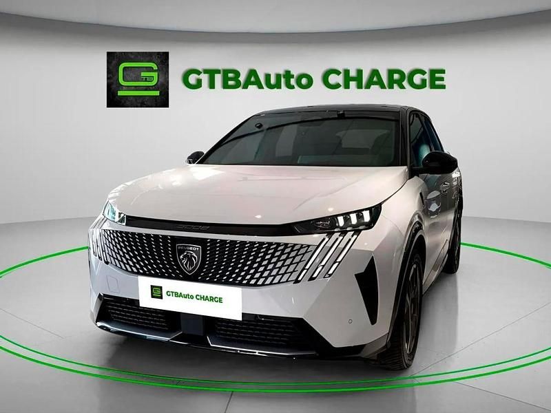 Branco Usado 2024 Peugeot e-3008 GT SUV | € 49.700 (Preço elevado) - Imagem 1/4