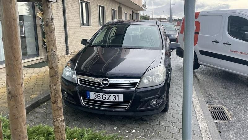Usado 2007 Opel Astra Sedan | € 3.650 (Preço justo) - Imagem 1/4