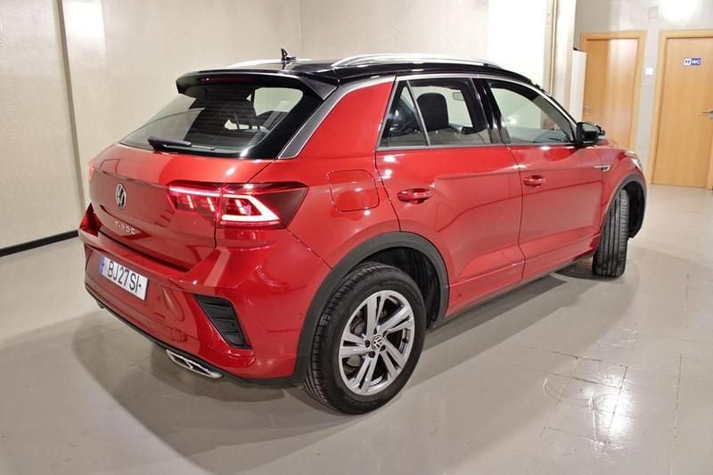 Usado VW T-Roc 150 HP (110 kW) 2024 Vermelho SUV