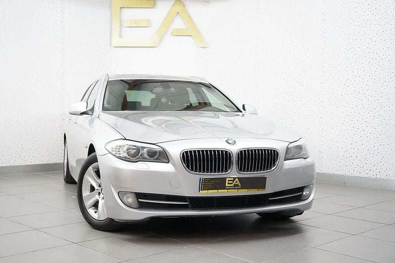 Cinza Usado 2012 BMW 520 Carrinha | € 12.980 (Bom preço) - Imagem 1/4