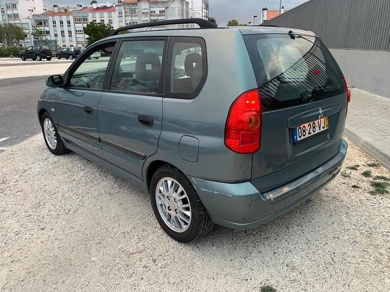 Usado Mitsubishi Space Star 86 HP (63 kW) 2003 Verde Monovolume