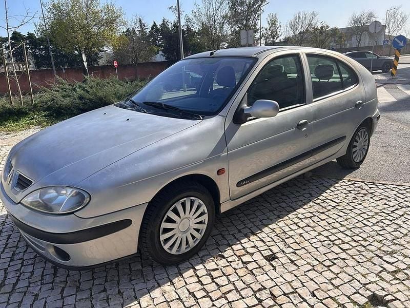 Usado Renault Mégane 2001 Sedan