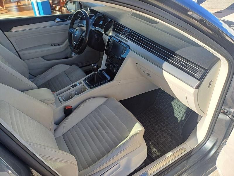 Usado VW Passat Highline 150 HP (110 kW) 2016 Carrinha