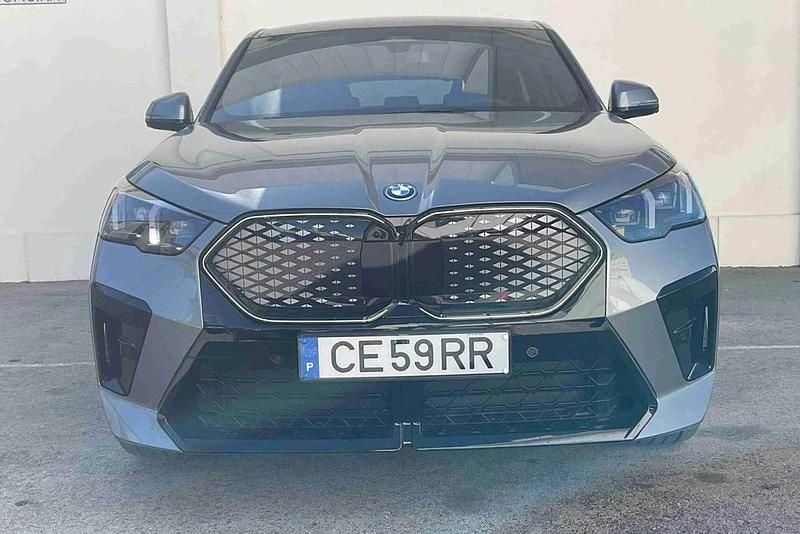Novo BMW iX2 Comfort Edition 150 kW (204 HP) 2026 Cinzento SUV