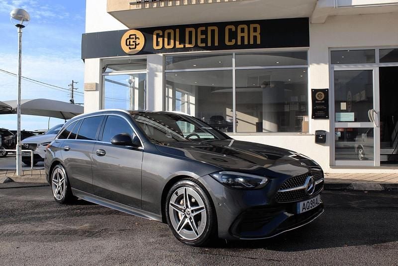 Usado Mercedes C300 AMG line 265 HP (194 kW) 2022 Cinza Carrinha