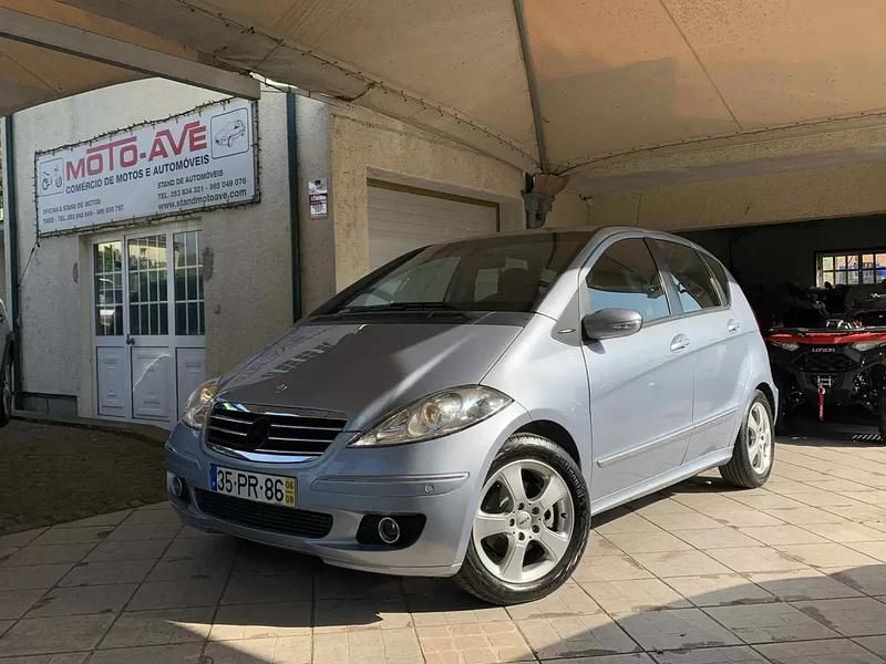 Cinza Usado 2006 Mercedes A180 Avantgarde | € 6.750 (Preço justo) - Imagem 1/4