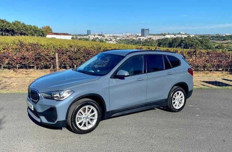 Cinzento Usado 2020 BMW X1 Advantage SUV | € 23.900 (Bom preço) - Imagem 1/4