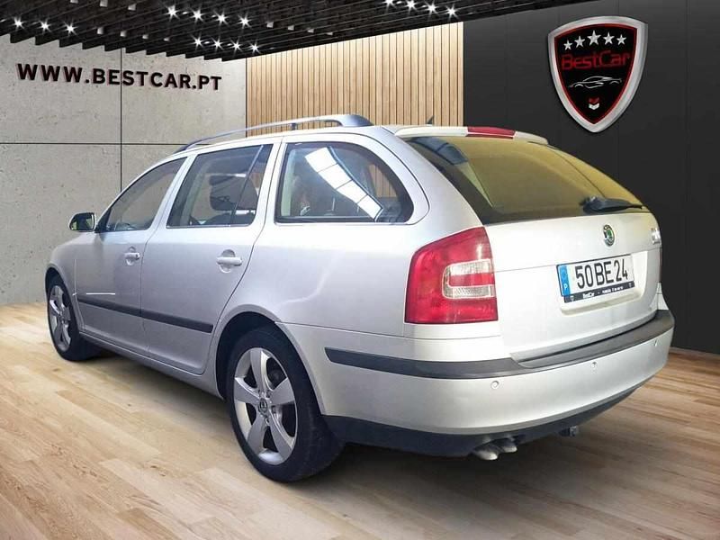 Usado Skoda Octavia 140 HP (102 kW) 2006 Cinzento Carrinha