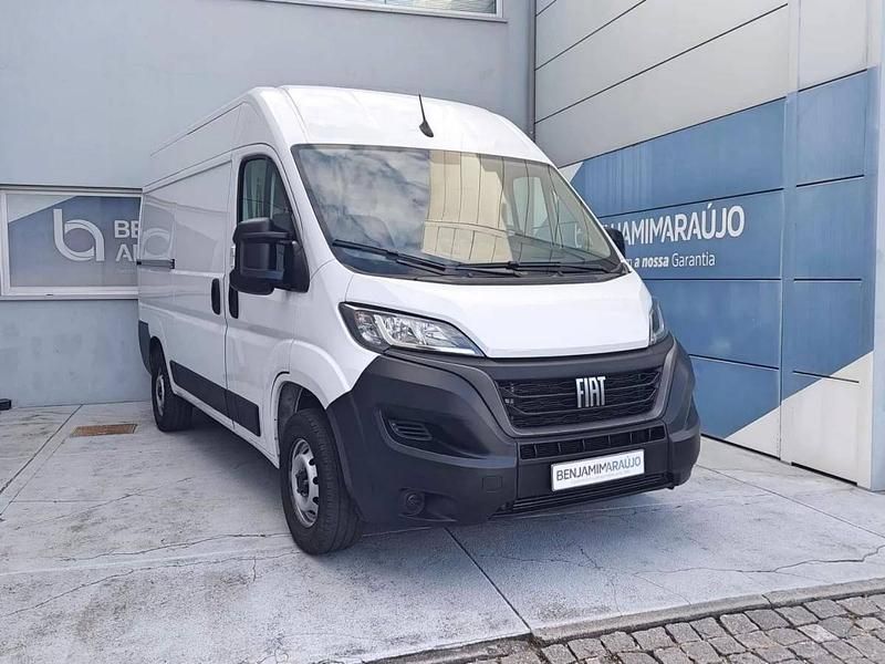 Branco Usado 2024 Fiat Ducato Van | € 27.900 (Bom preço) - Imagem 1/4