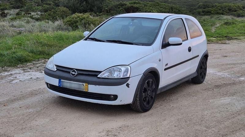 Usado Opel Corsa 85 HP (62 kW) 2001 Citadino