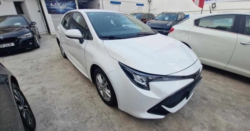 Branco Usado 2019 Toyota Corolla | € 19.100 (Preço justo) - Imagem 1/4