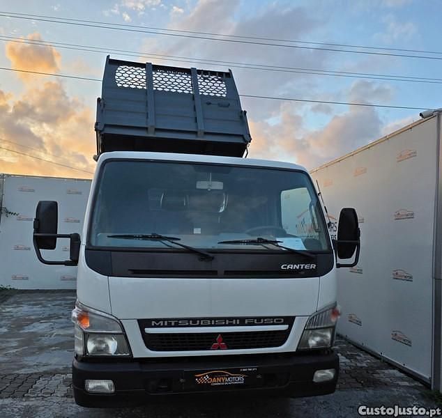 Branco Usado 2005 Mitsubishi Canter Pickup | € 19.990 (Bom preço) - Imagem 1/1