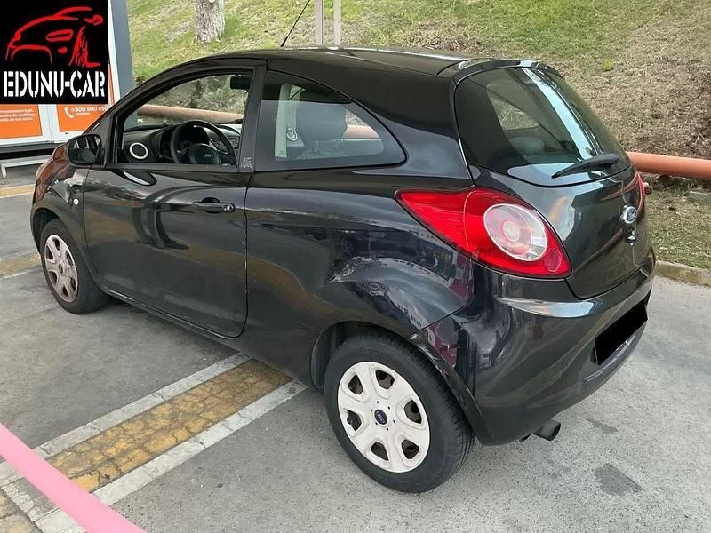 Preto Usado 2012 Ford Ka Titanium Citadino | € 5.450 - Imagem 1/4