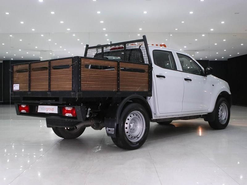 Usado Isuzu D-Max 164 HP (120 kW) 2023 Branco Pickup