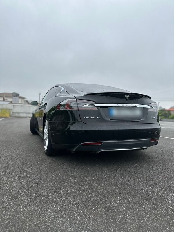 Usado Tesla Model S 311 kW (423 HP) 2014 Preto Citadino