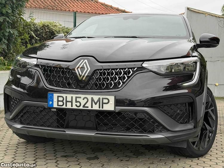 Preto Usado 2024 Renault Arkana Esprit Alpine SUV | € 29.900 - Imagem 1/1