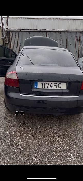 Usado 2001 Audi A4 Sedan | € 2.500 (Super Preço) - Imagem 1/4