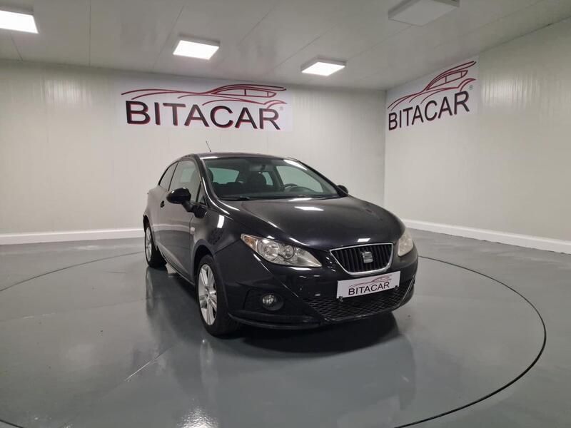 Preto (metalizado) Usado 2009 Seat Ibiza Sport Citadino | € 9.950 (Caro) - Imagem 1/4