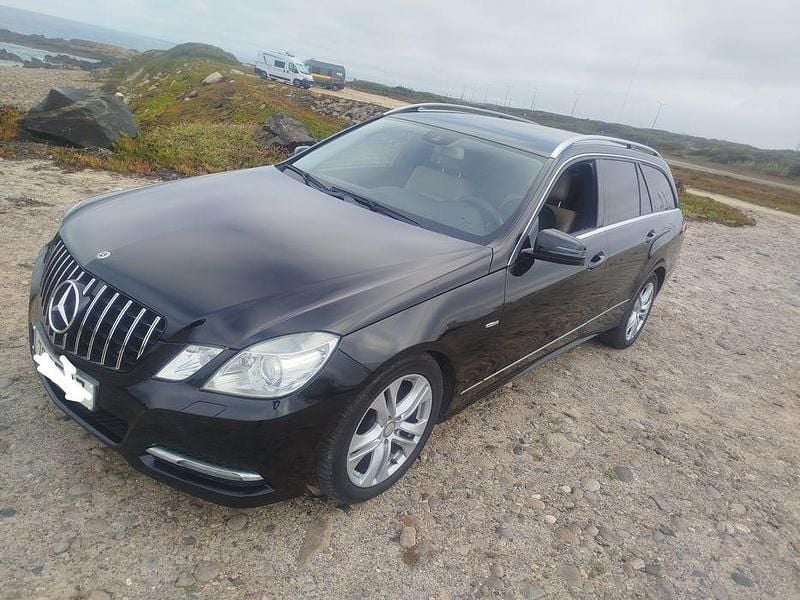 Usado 2011 Mercedes E220 Avantgarde Sedan | € 11.000 (Preço justo) - Imagem 1/4