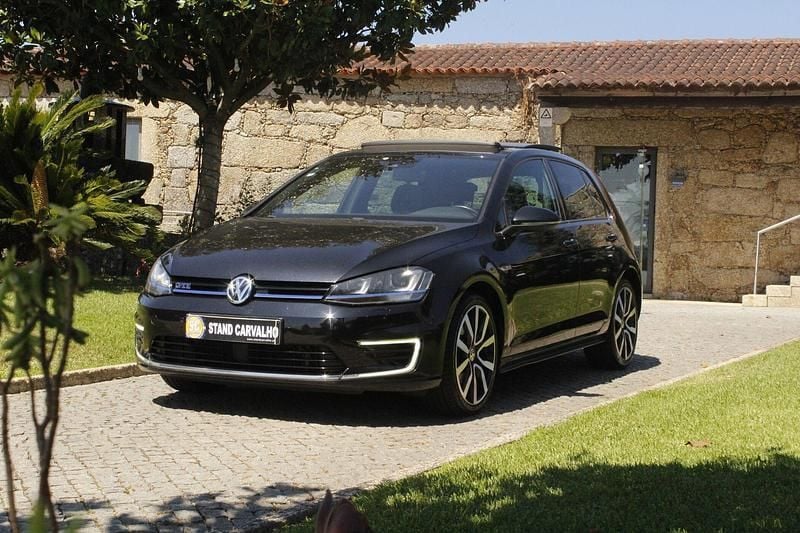 Preto Usado 2015 VW Golf VII GTE | € 13.250 (Preço justo) - Imagem 1/4
