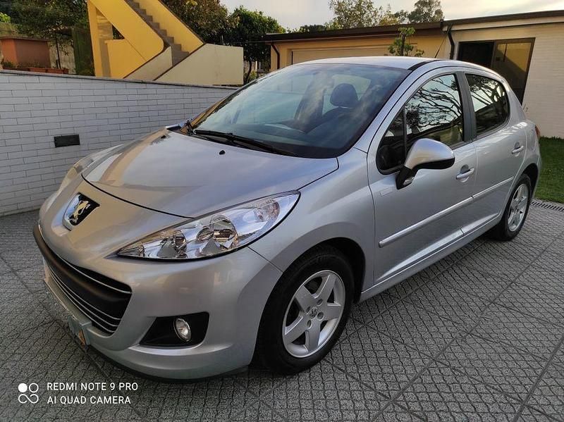 Usado 2010 Peugeot 207 Sedan | € 5.250 (Preço elevado) - Imagem 1/4