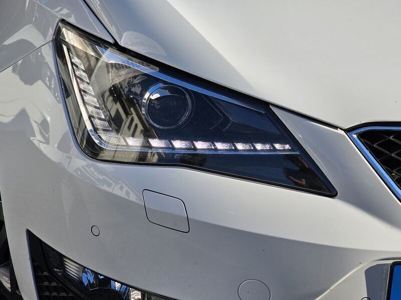 Usado Seat Ibiza FR 90 HP (66 kW) 2014 Branco