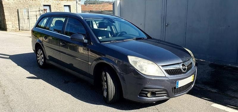 Usado 2006 Opel Vectra Sedan | € 3.950 (Bom preço) - Imagem 1/4