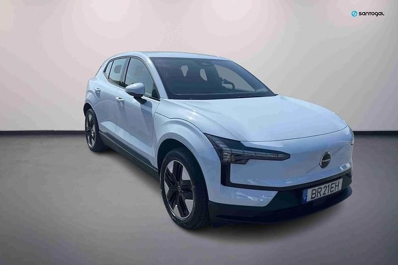 Azul Usado 2025 Volvo EX30 Core SUV | € 39.800 (Bom preço) - Imagem 1/4