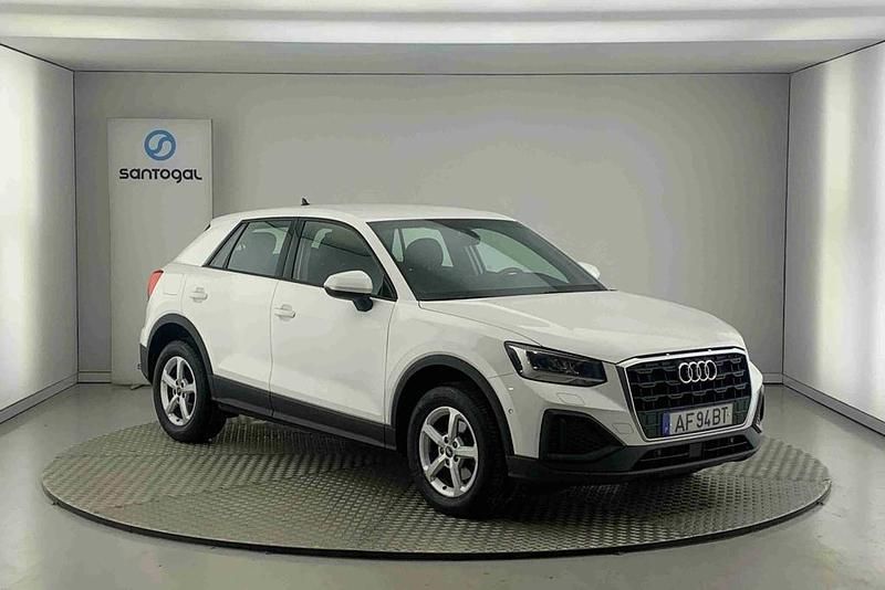 Usado Audi Q2 Comfort 150 HP (110 kW) 2021 Branco SUV