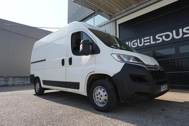 Branco Usado 2020 Citroën Jumper Monovolume | € 17.000 (Preço justo) - Imagem 1/4