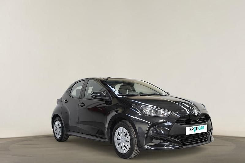 Preto Usado 2024 Toyota Yaris Comfort | € 18.990 (Preço justo) - Imagem 1/4