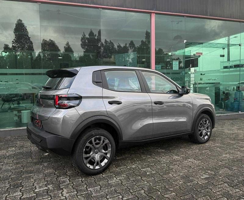 Novo Citroën C3 101 HP (74 kW) 2026 Cinzento SUV