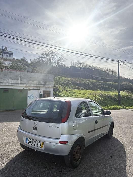 Usado Opel Corsa 65 HP (47 kW) 2002 Citadino