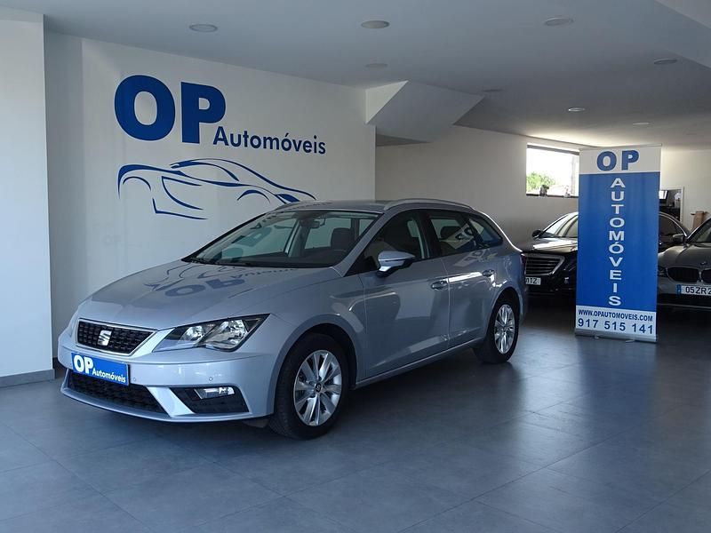 Cinza Usado 2019 Seat Leon Reference Carrinha | € 17.250 (Preço justo) - Imagem 1/4