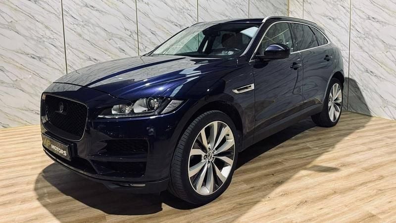 Azul Usado 2017 Jaguar F-Pace S SUV | € 31.900 - Imagem 1/4