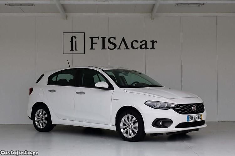 Preto Usado 2019 Fiat Tipo Lounge Citadino | € 11.900 (Preço justo) - Imagem 1/1