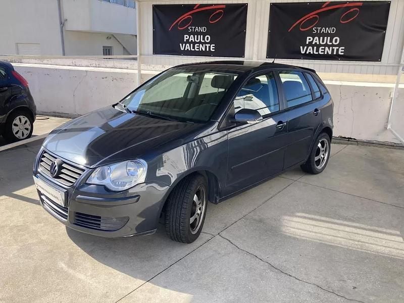Usado VW Polo 70 HP (51 kW) 2007 Cinza escuro Citadino
