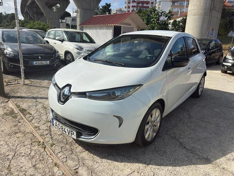 Branco Usado 2016 Renault Zoe Life Citadino | € 8.990 (Preço elevado) - Imagem 1/4