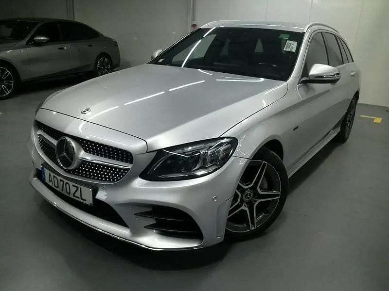Cinza Usado 2020 Mercedes C300 AMG line Carrinha | € 31.990 (Preço justo) - Imagem 1/4