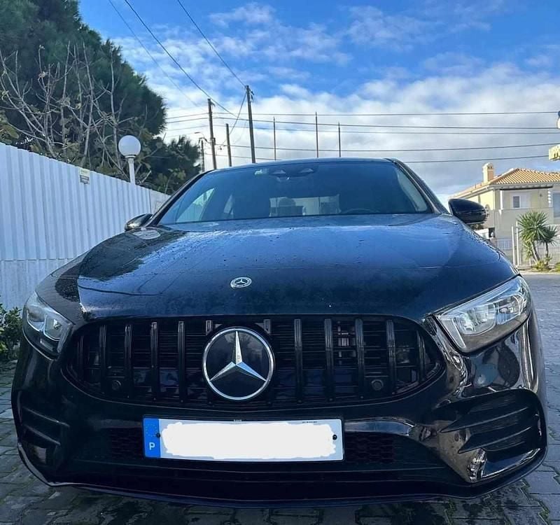 Preto Usado 2021 Mercedes A250 Sedan | € 26.000 (Preço justo) - Imagem 1/4