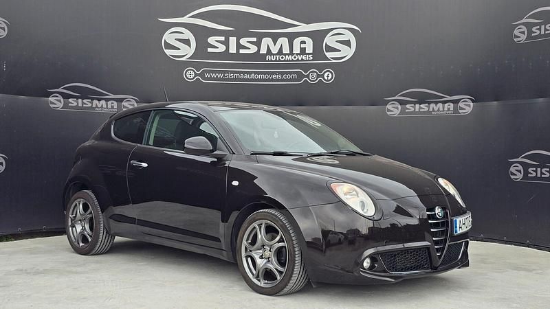 Preto Usado 2011 Alfa Romeo MiTo Distinctive Citadino | € 7.450 (Bom preço) - Imagem 1/4