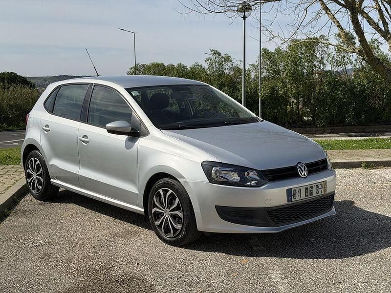 Usado VW Polo 75 HP (55 kW) 2011 Sedan