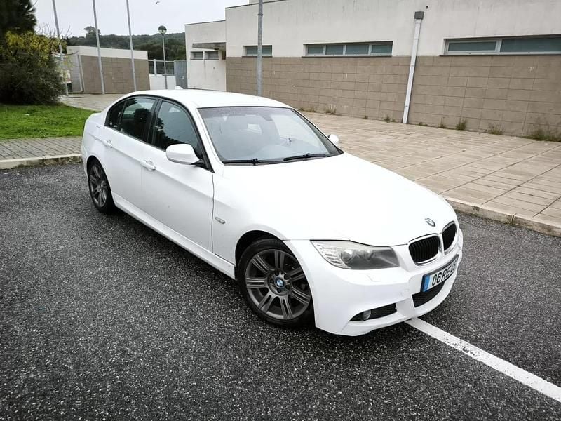 Branco Usado 2009 BMW 318 Sedan | € 8.500 (Preço justo) - Imagem 1/4