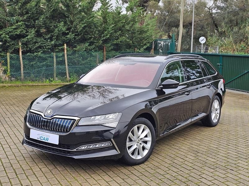 Preto Usado 2021 Skoda Superb Style Carrinha | € 23.500 (Super Preço) - Imagem 1/4