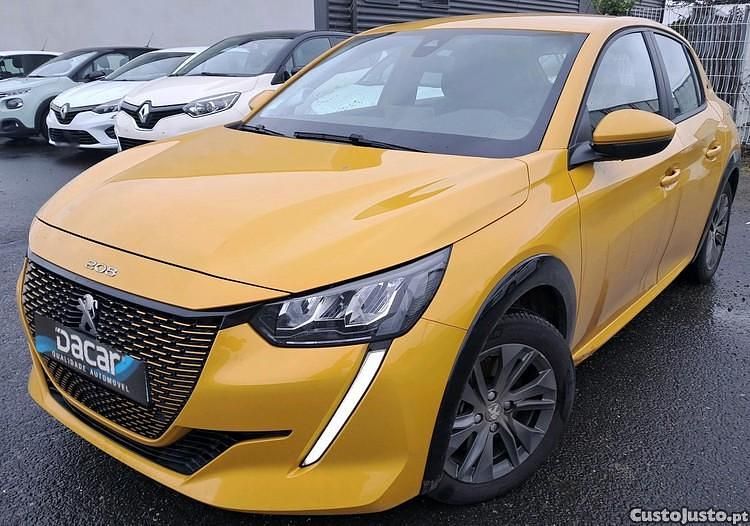 Amarelo Usado 2021 Peugeot e-208 Active Citadino | € 13.799 (Super Preço) - Imagem 1/1