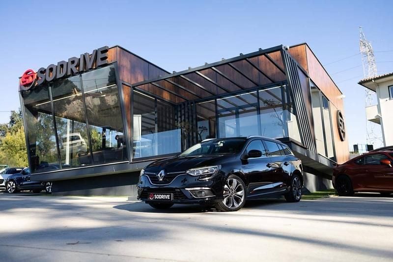 Preto Usado 2016 Renault Mégane III Carrinha | € 12.900 (Caro) - Imagem 1/4
